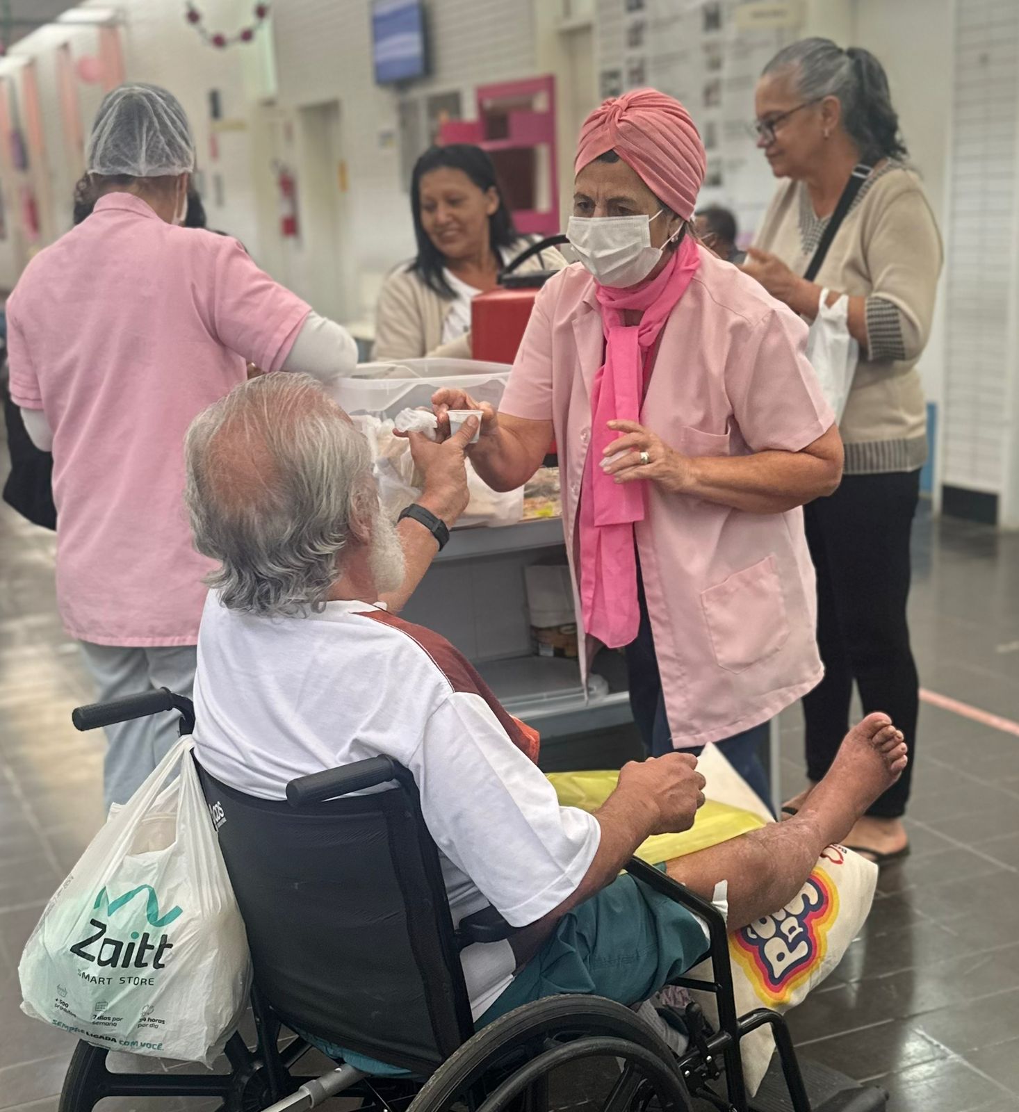 Lanche solidário no ambulatório
