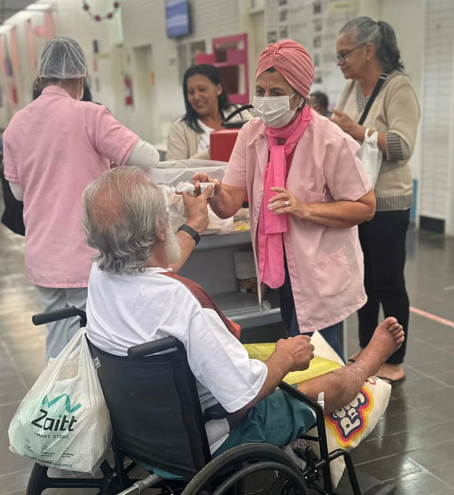 Lanche solidário no ambulatório de oncologia